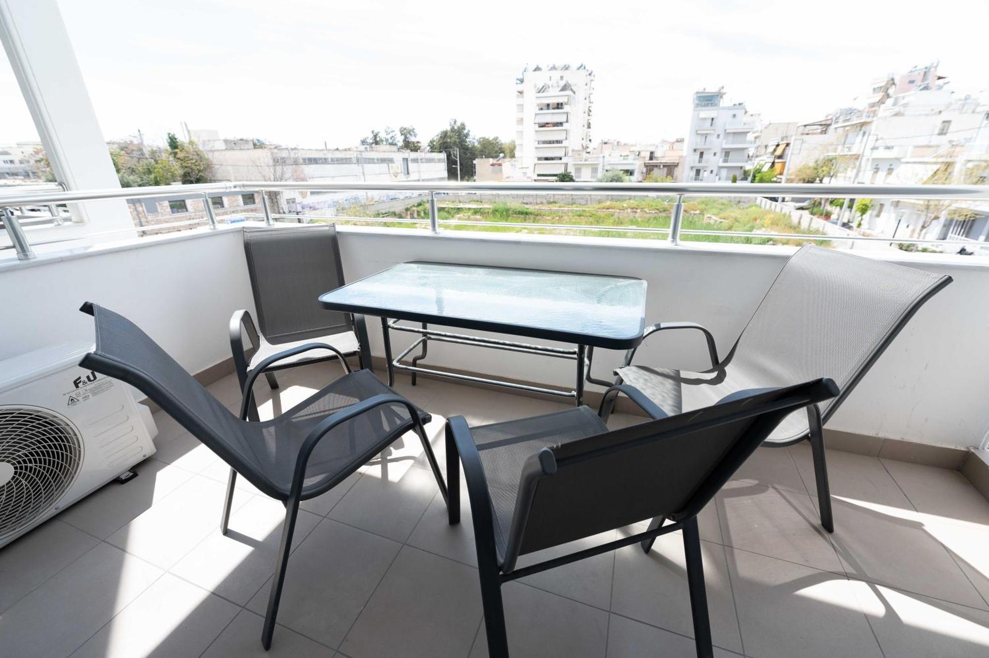 Modern Spacious Apartment Located In Piraeus Pireu Exterior foto